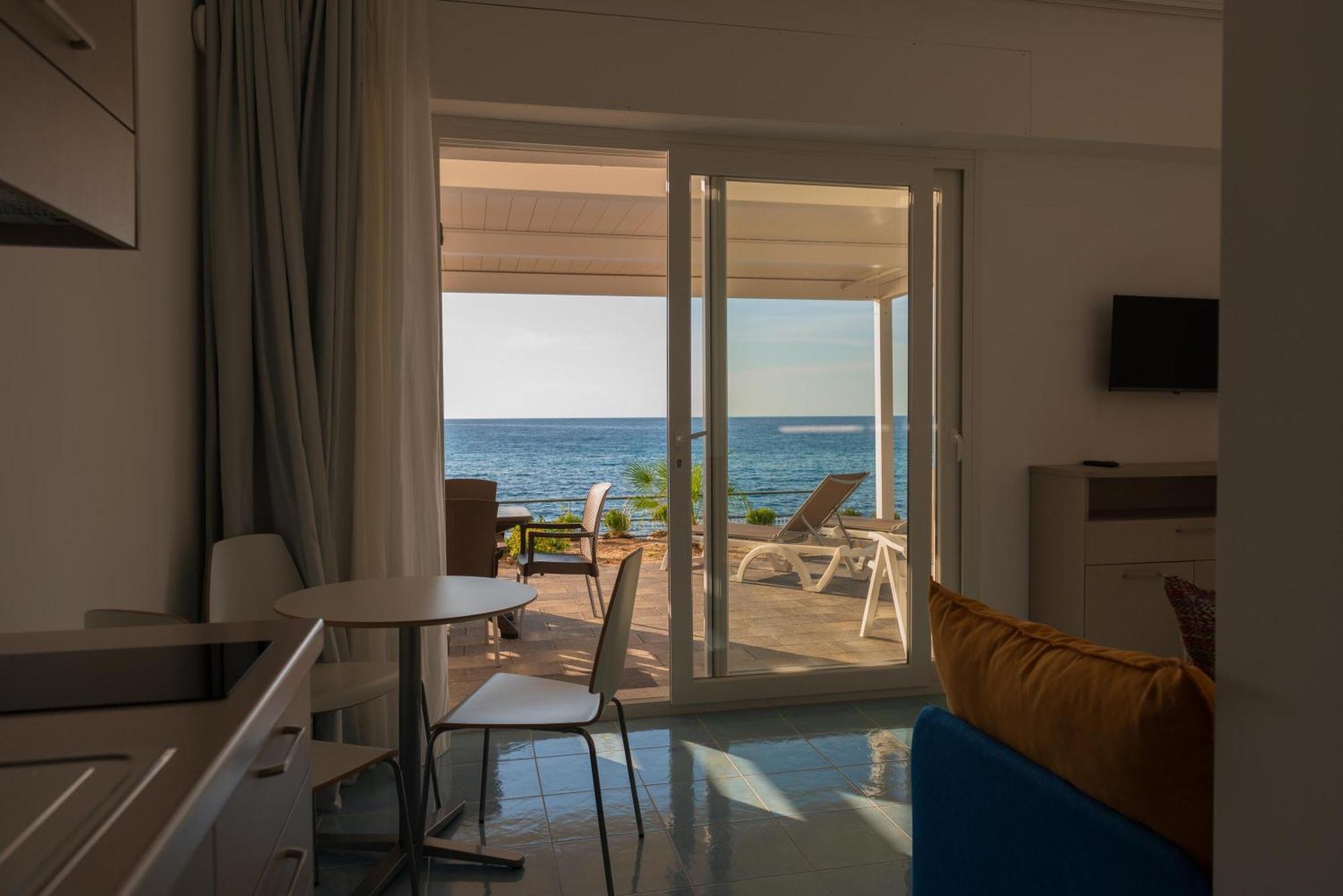 Residence Pietre Bianche Aparthotel Pizzo (Calabria) Exterior foto