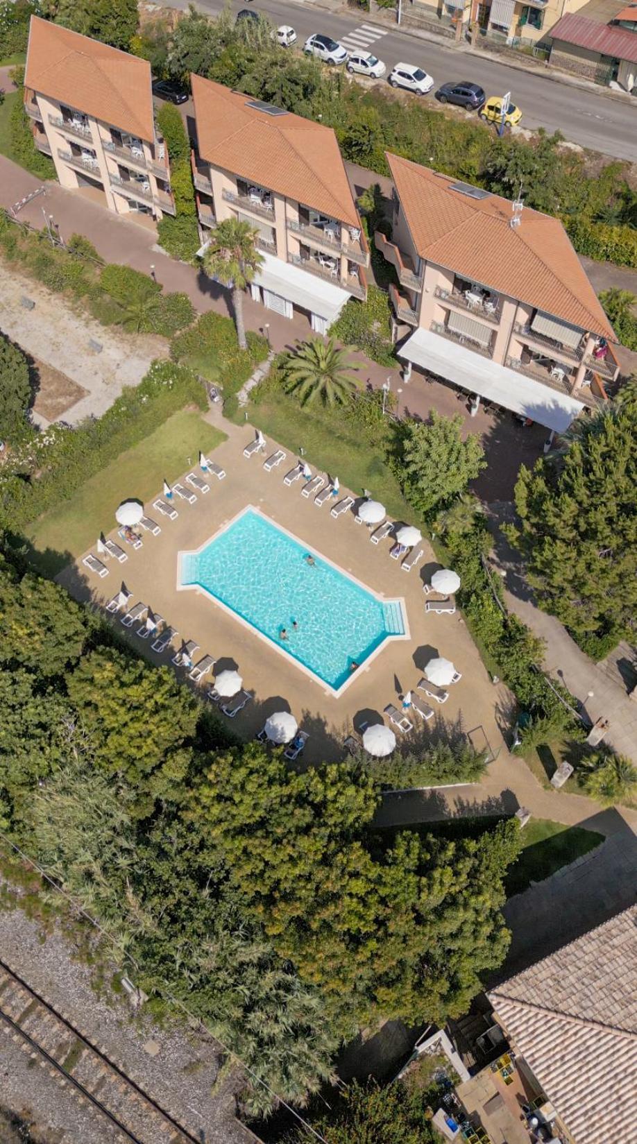 Residence Pietre Bianche Aparthotel Pizzo (Calabria) Exterior foto